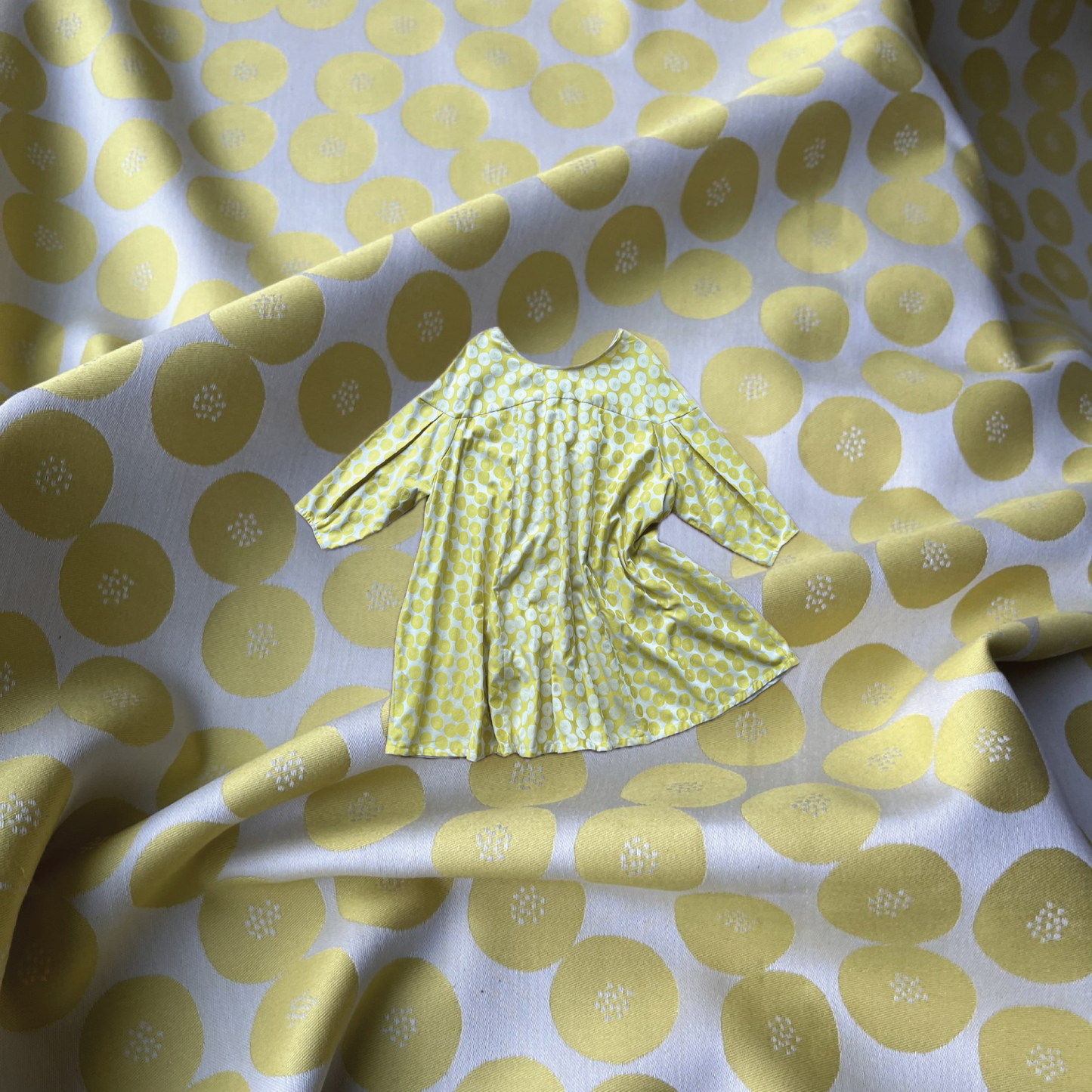 KOKKA stofpakke til FLUTTER DRESS str 38-48